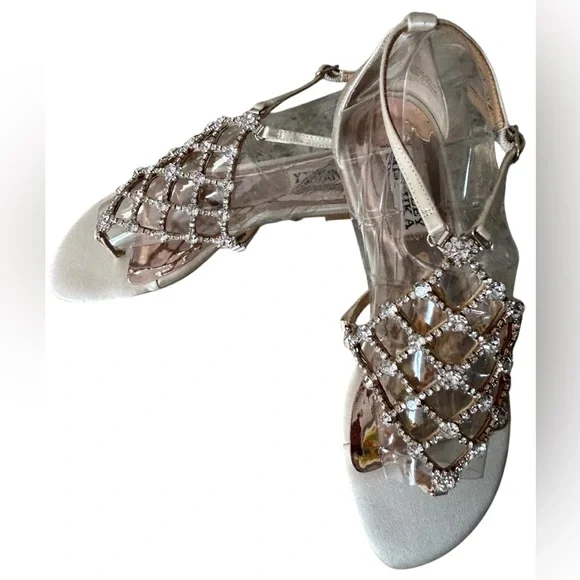 Badgley Mischka Zoanne Champagne Caged Jewel Design Thong Flats Sandals Size 6 - Picture 8 of 12